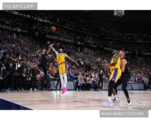 勇士与奇才激战正酣NBA新赛季精彩对决回顾与分析