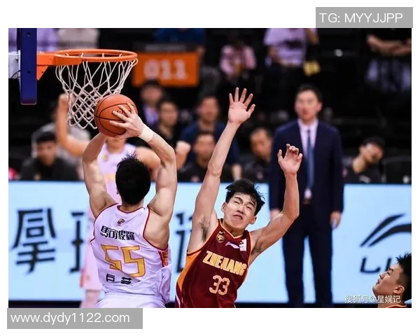 吴前：从篮球场上的闪耀明星到全能运动员的成长之路